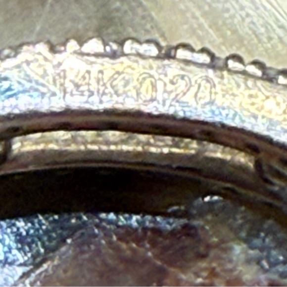 Beautiful 14k White Gold Diamond Chain Link Ring - Picture 6 of 10